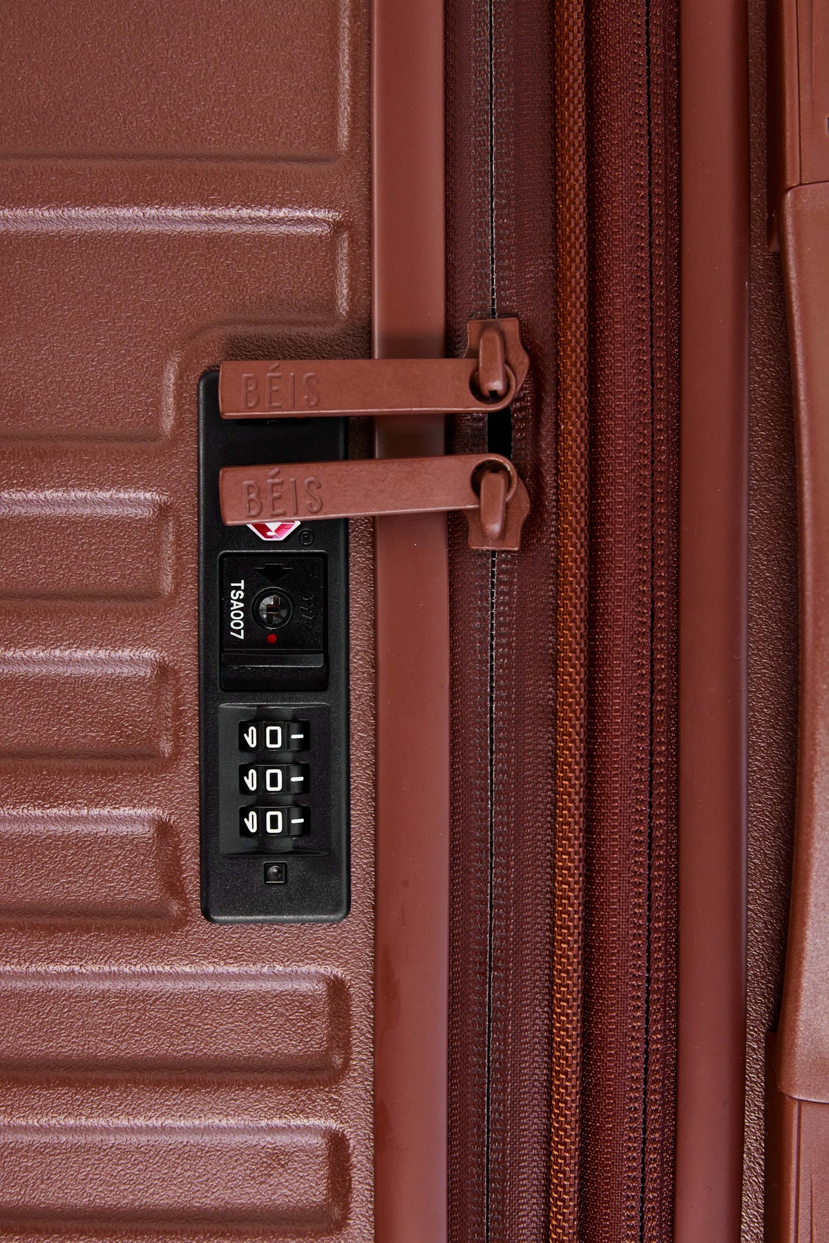 Resale The Large Check-In Roller in Maple