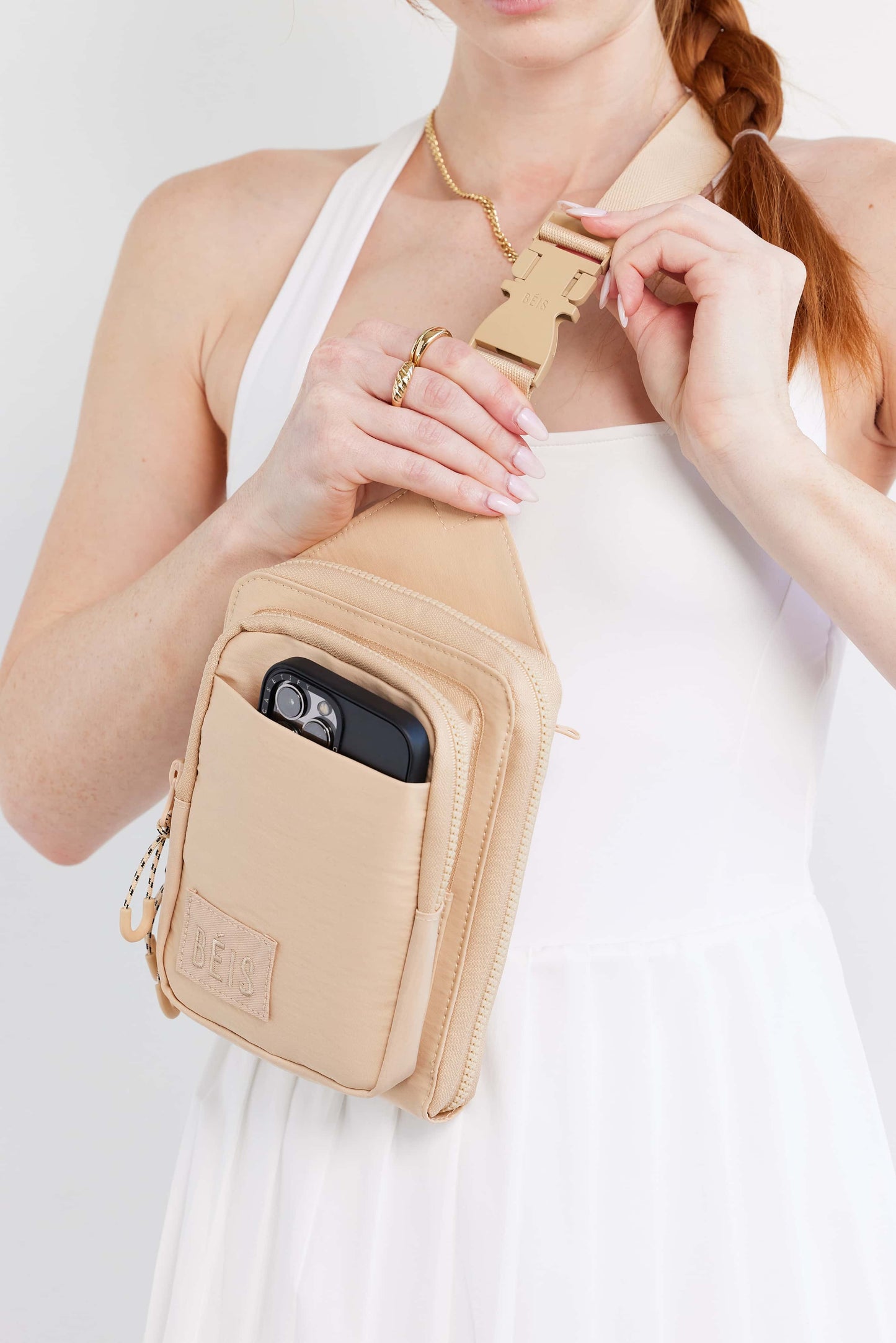 Le harnais sport en beige