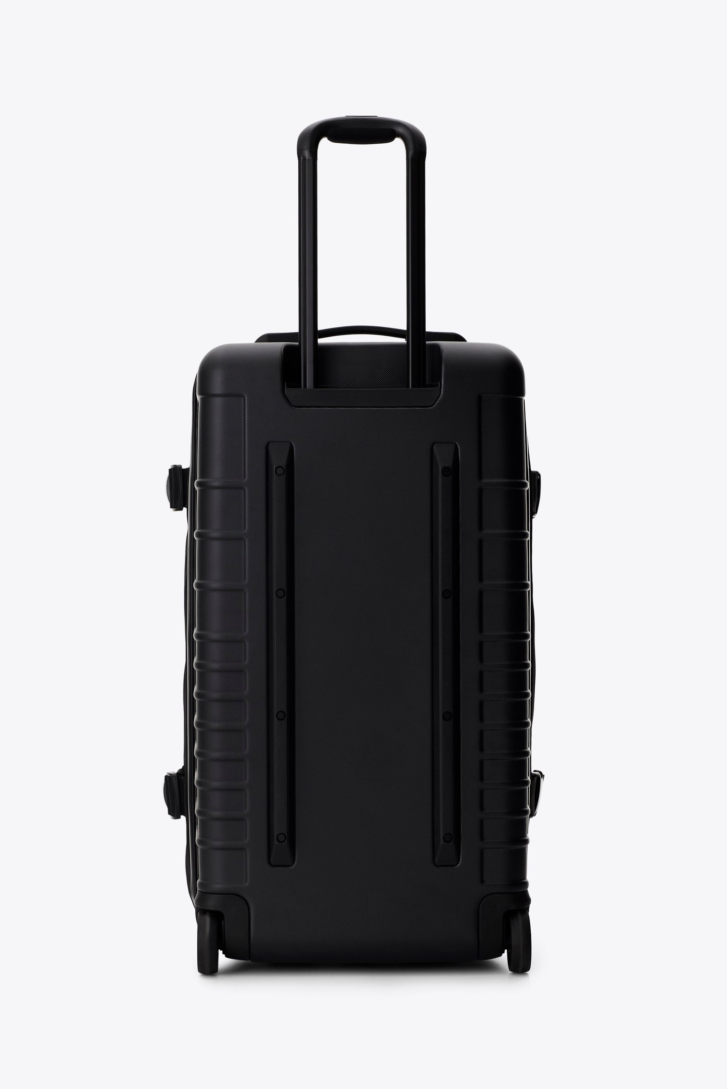The Pro-Rolling Duffle Check-In in Black