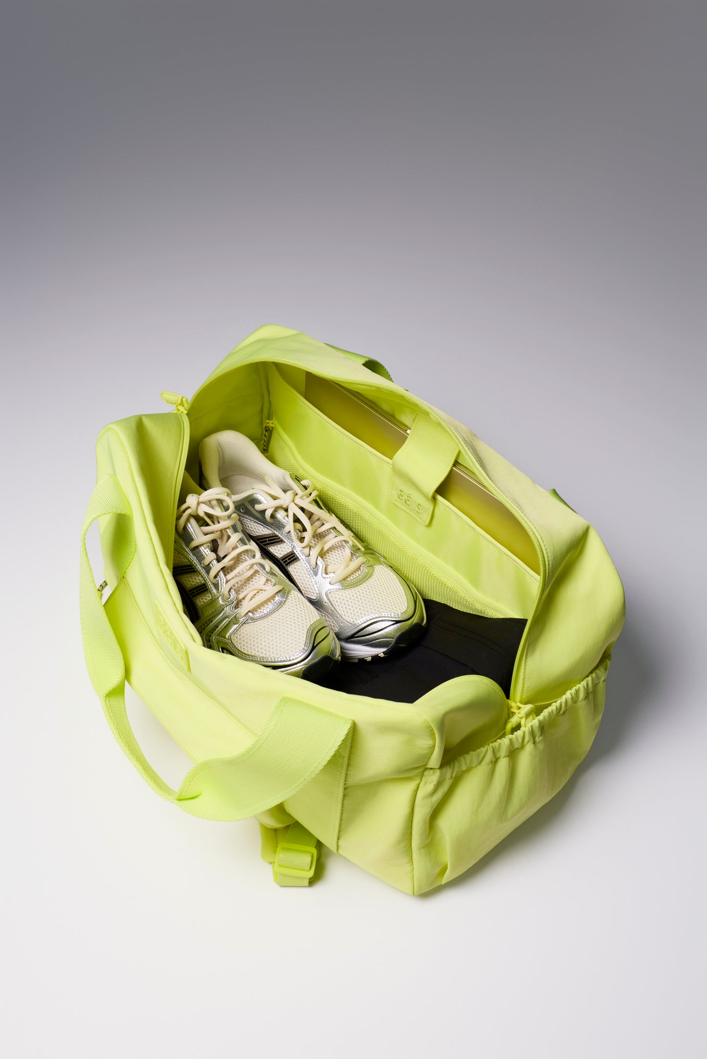 The Sport Duffle Backpack in Limone