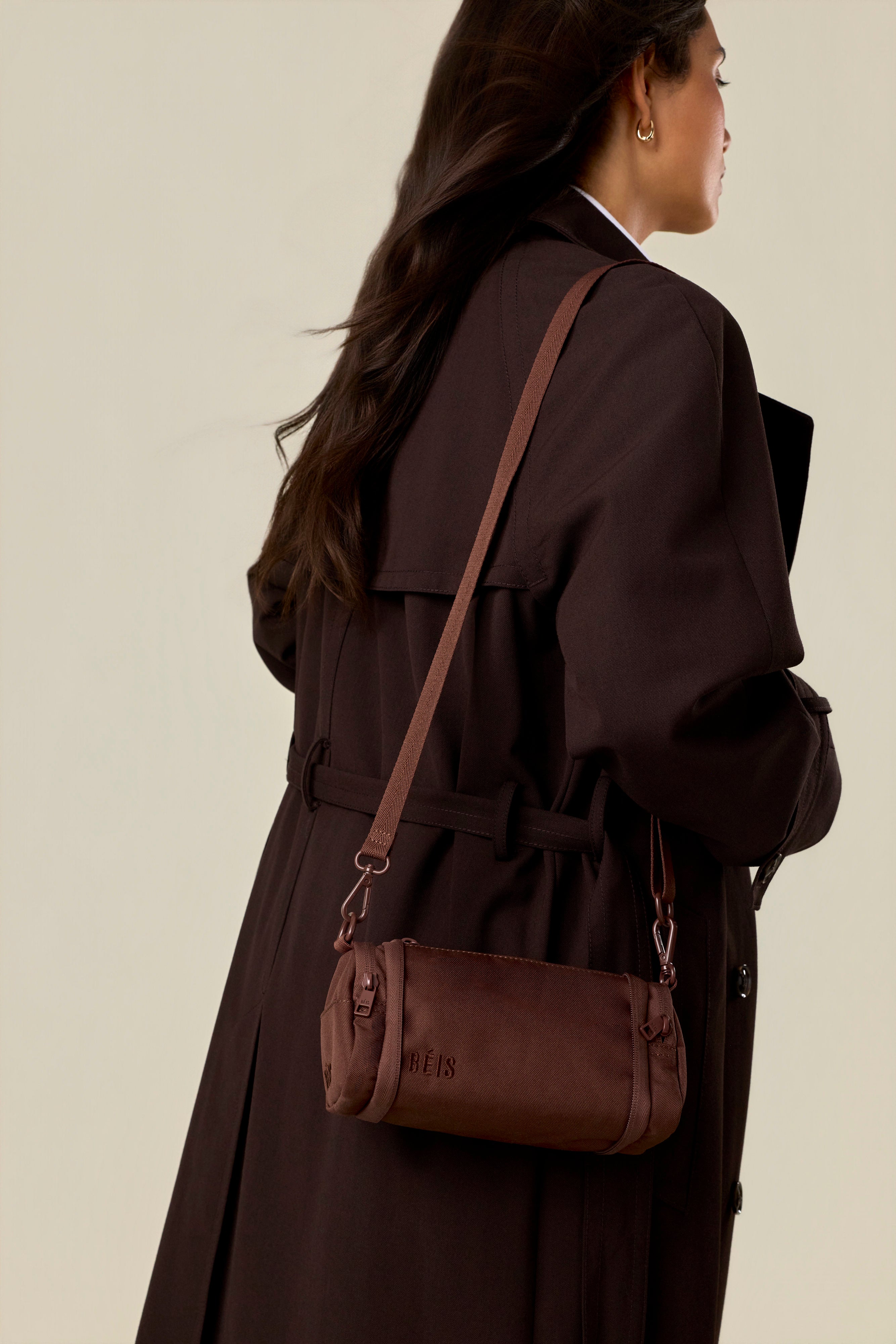 BÉIS 'The Expandable Crossbody Charm' in Maple - Brown Crossbody Bag