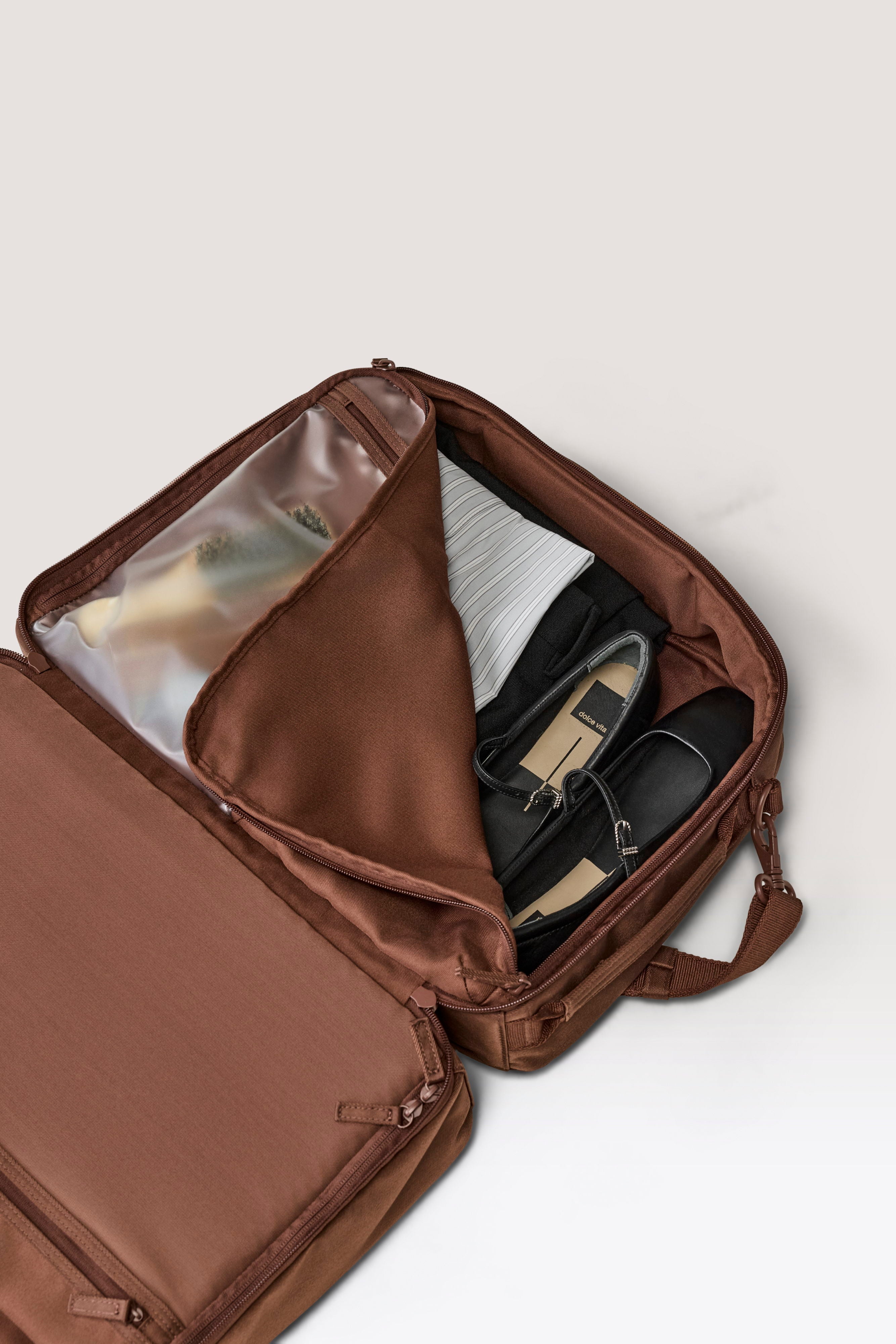 BÉIS 'The Ultimate Travel Duffle' in Maple - Brown Duffle Bag
