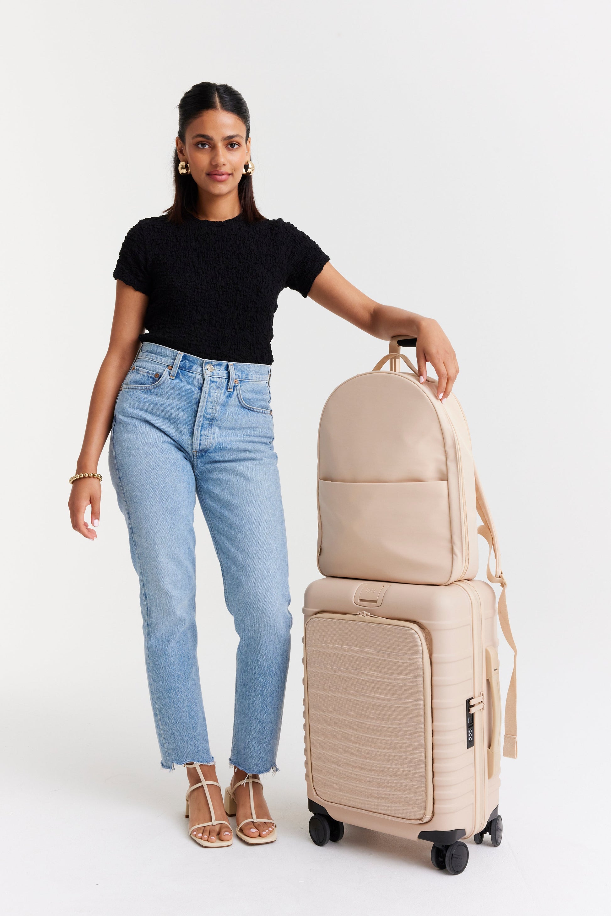 2/8 restock  BÉIS Travel CA