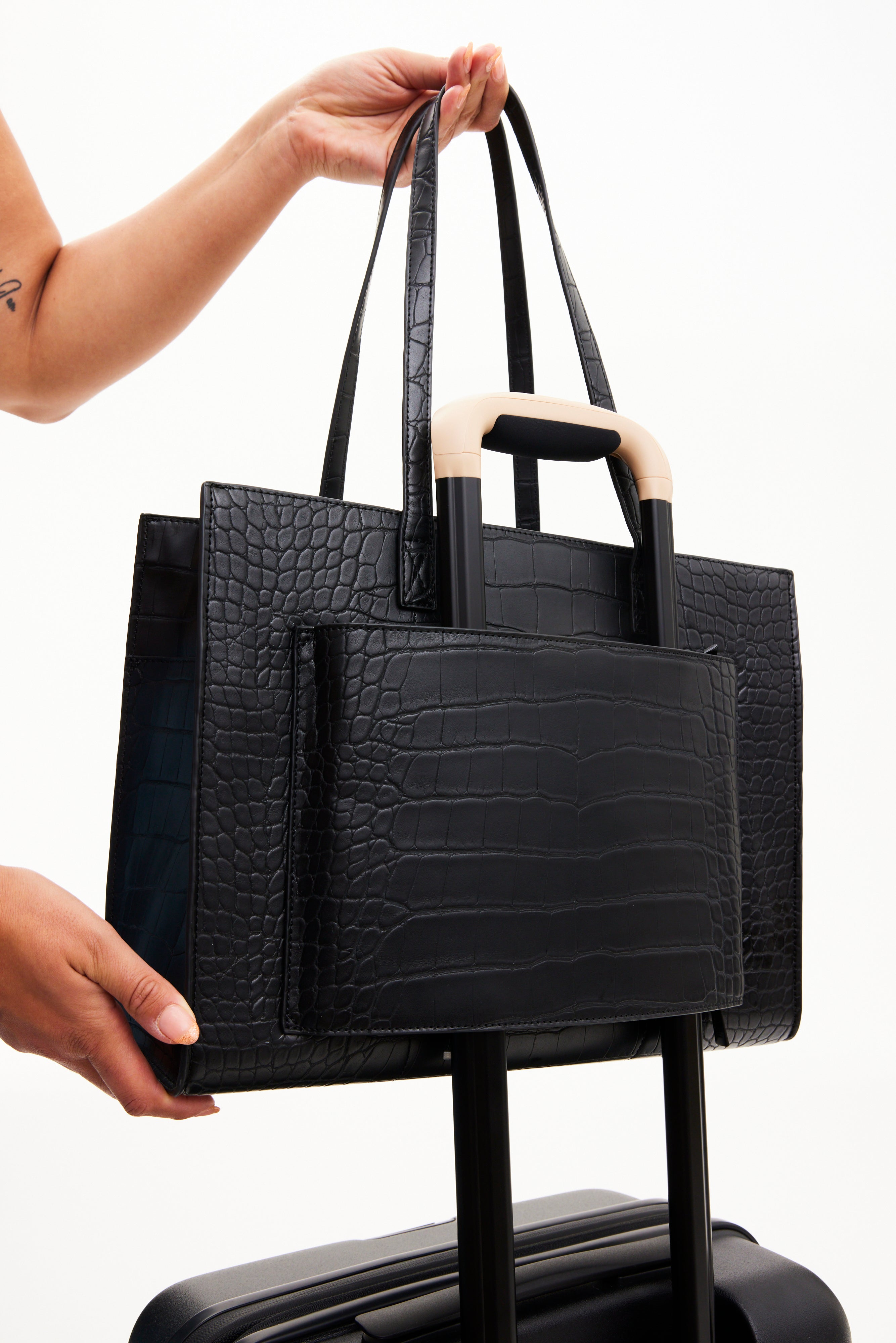 BÉIS 'The Work Tote' in Black Croc - Designer Laptop Tote Bag