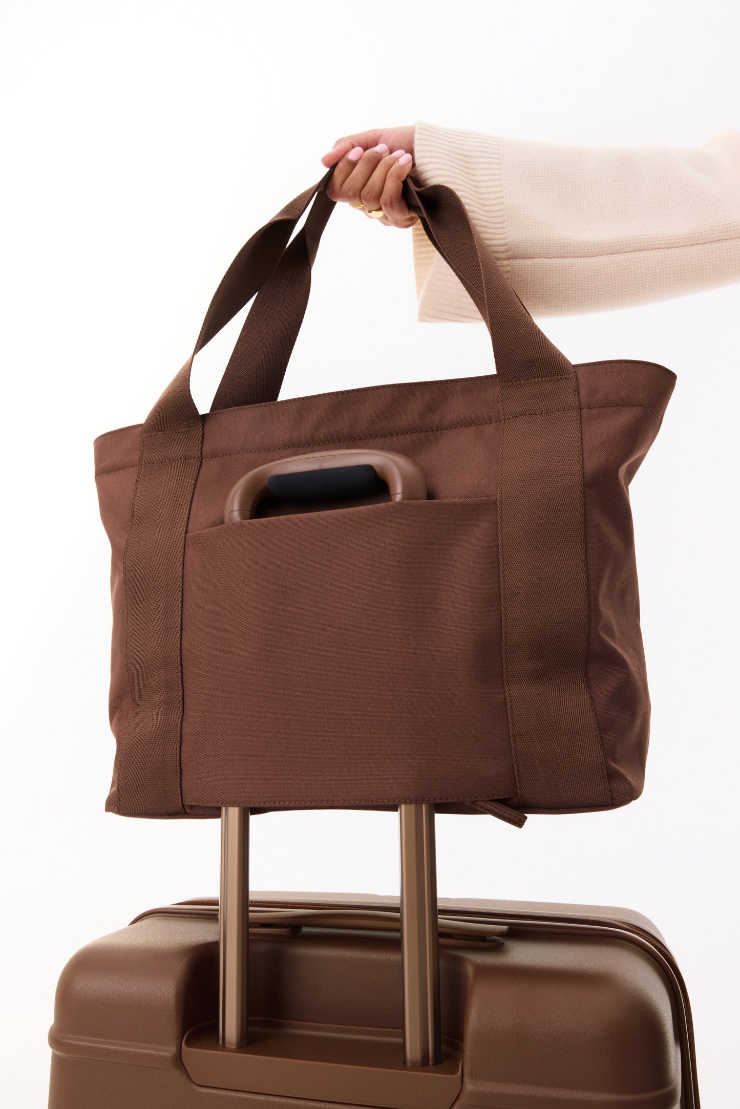 The BÉISics Tote in Maple