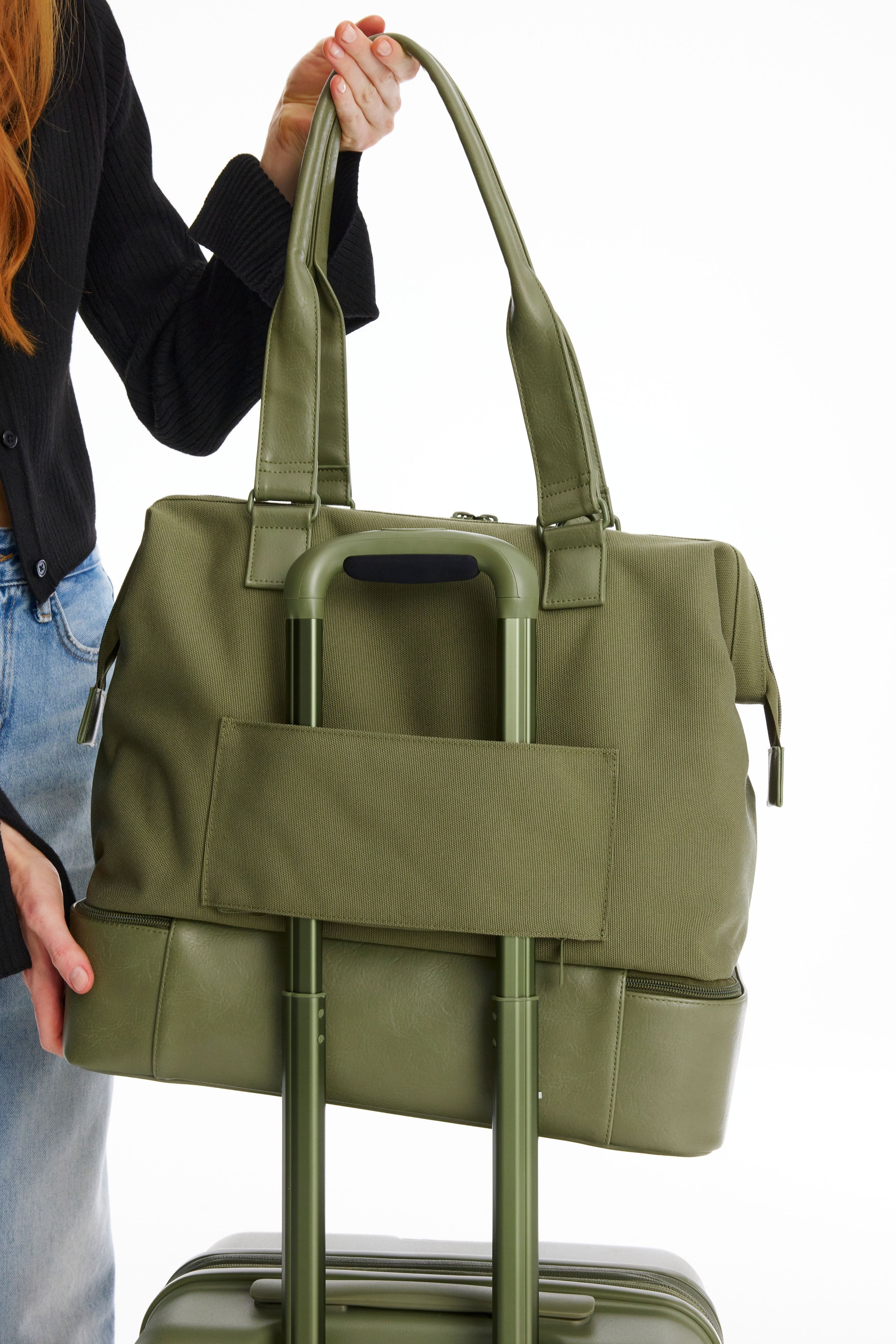 BÉIS 'The Mini Weekender' in Olive - Small Olive Green Duffle