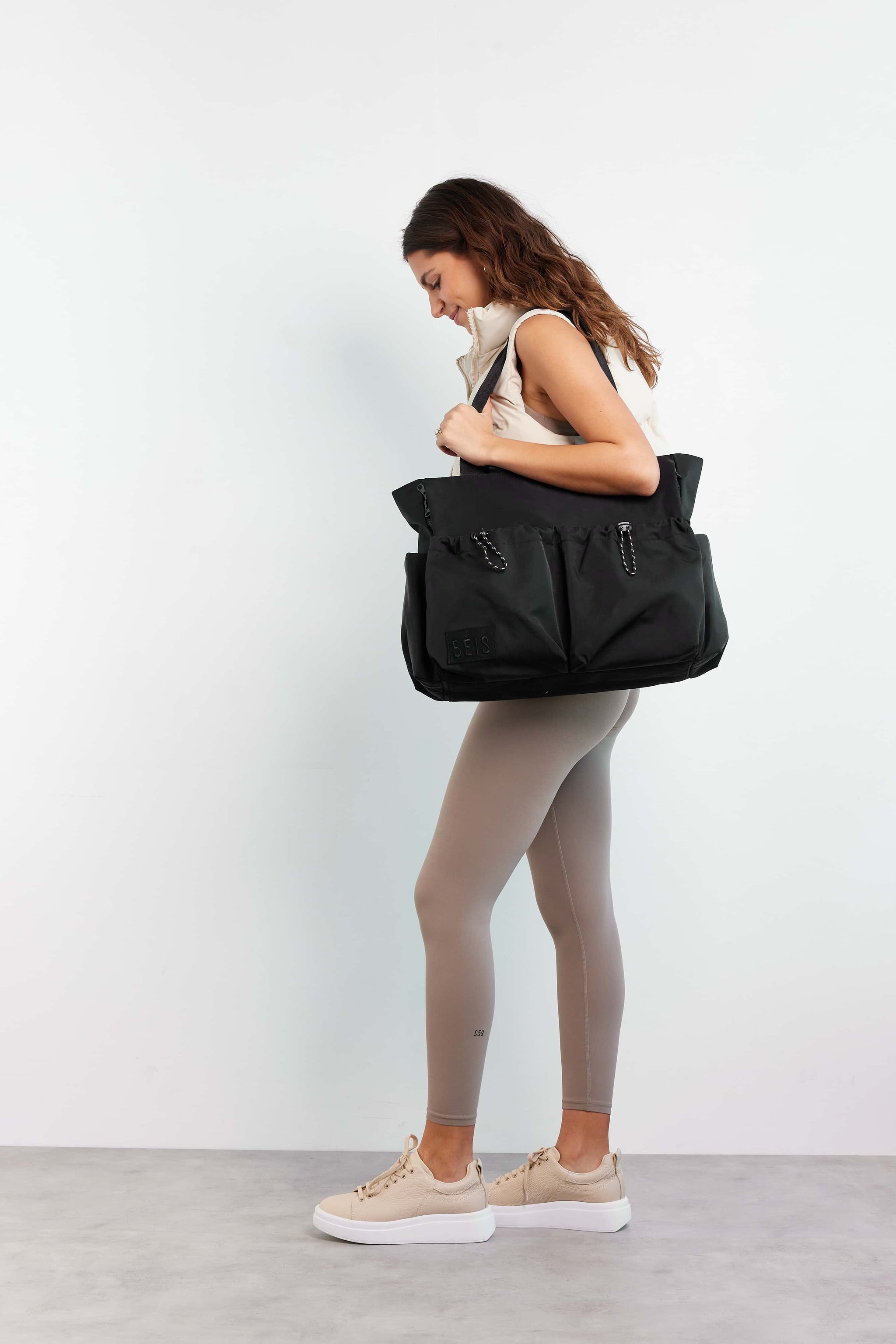 BÉIS 'The Sport Carryall' in Black Chic Tennis Tote BÉIS Travel CA