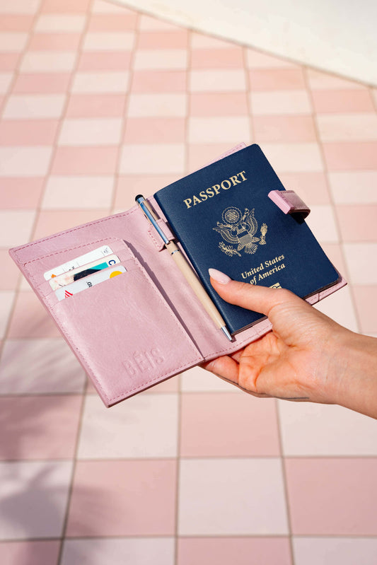 Set d'étiquettes de passeport et de bagage en rose Atlas