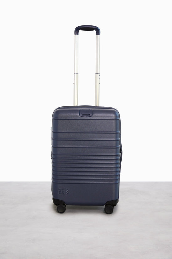 BÉIS 'The Carry-On Roller' in Navy - 21