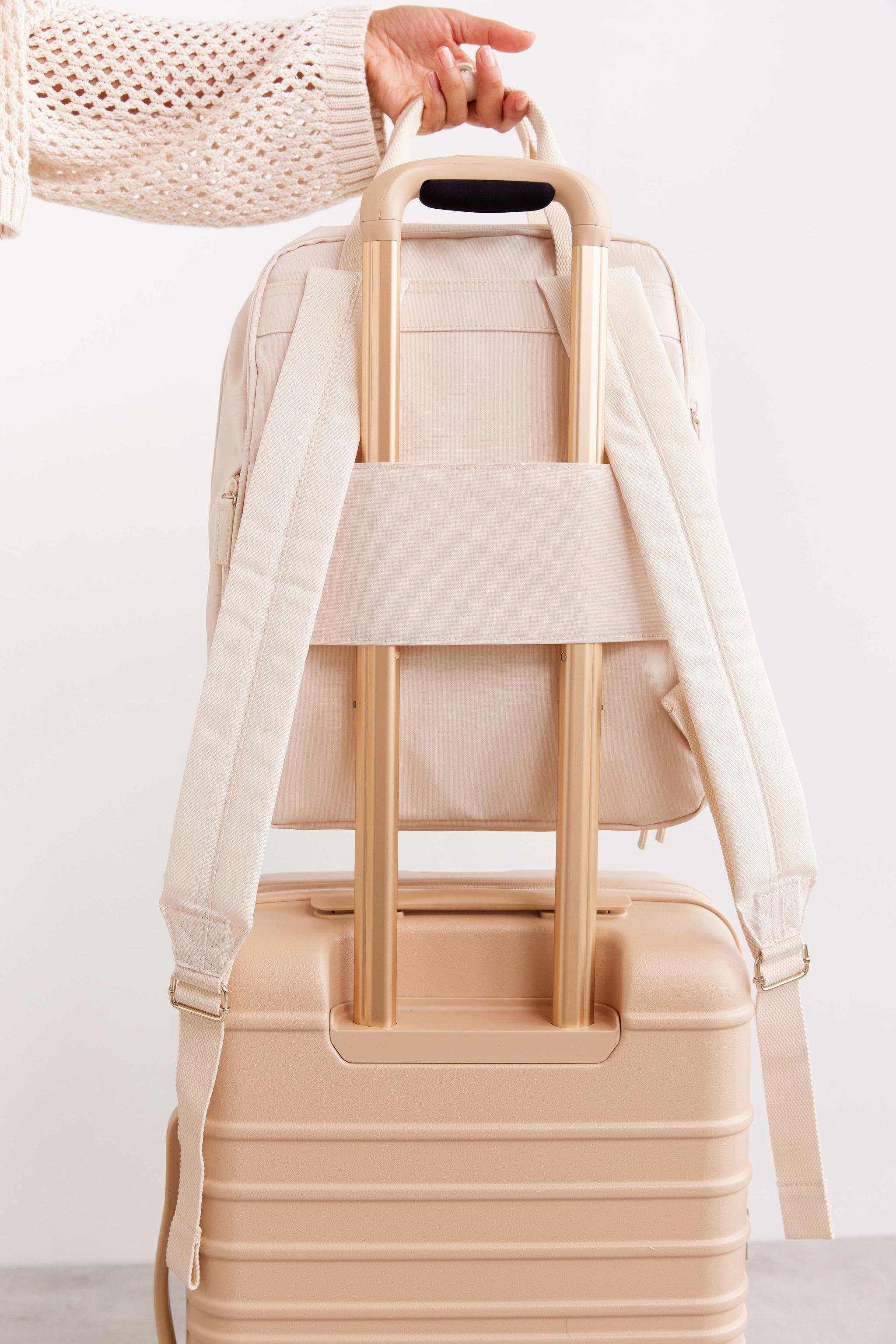 BÉIS 'The Expandable Backpack' in Beige - Beige Rucksack For Work ...