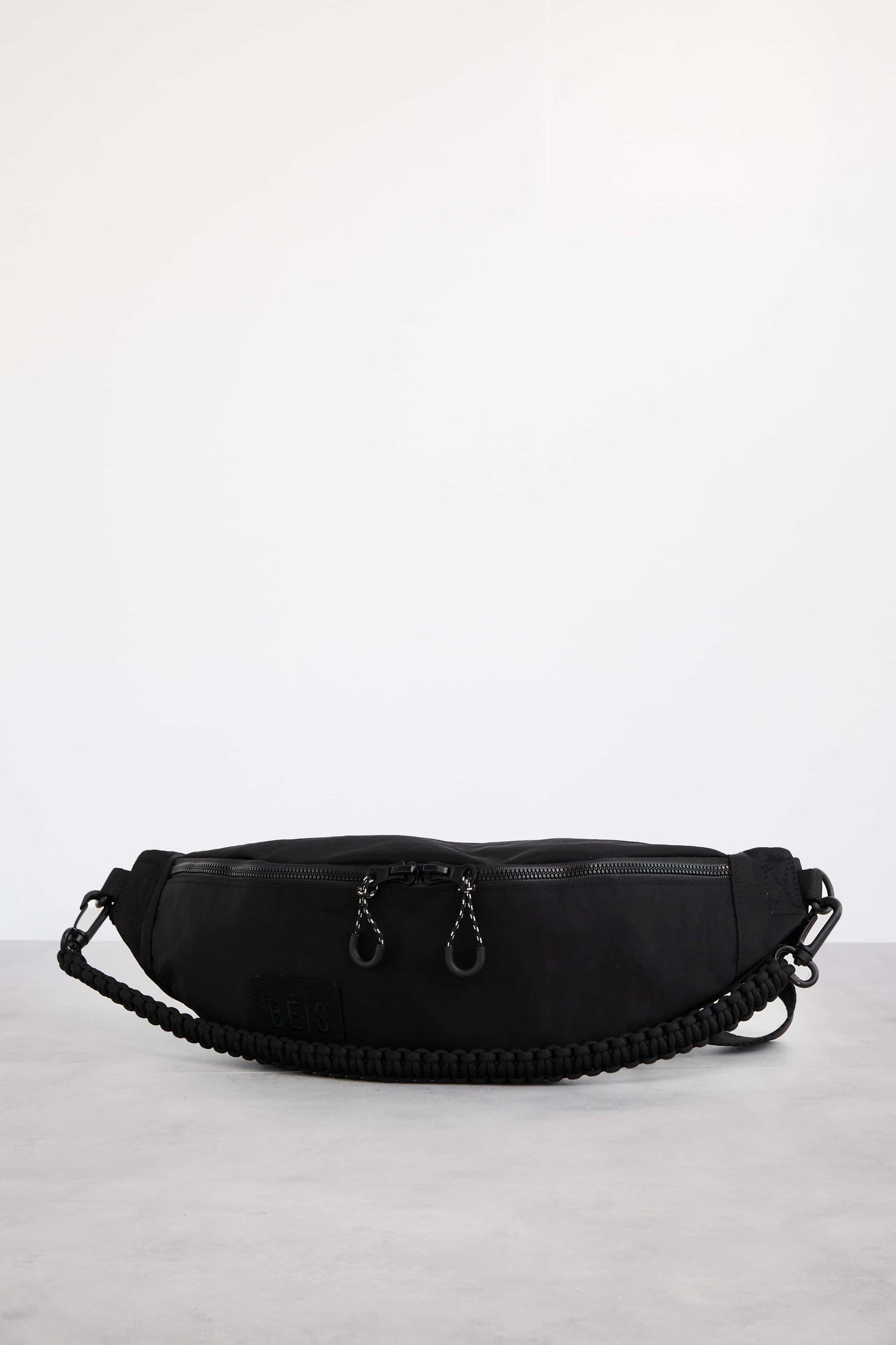 BÉIS ' The Sport Pack' in Black - Black Crossbody Fanny Pack & Sling Bag