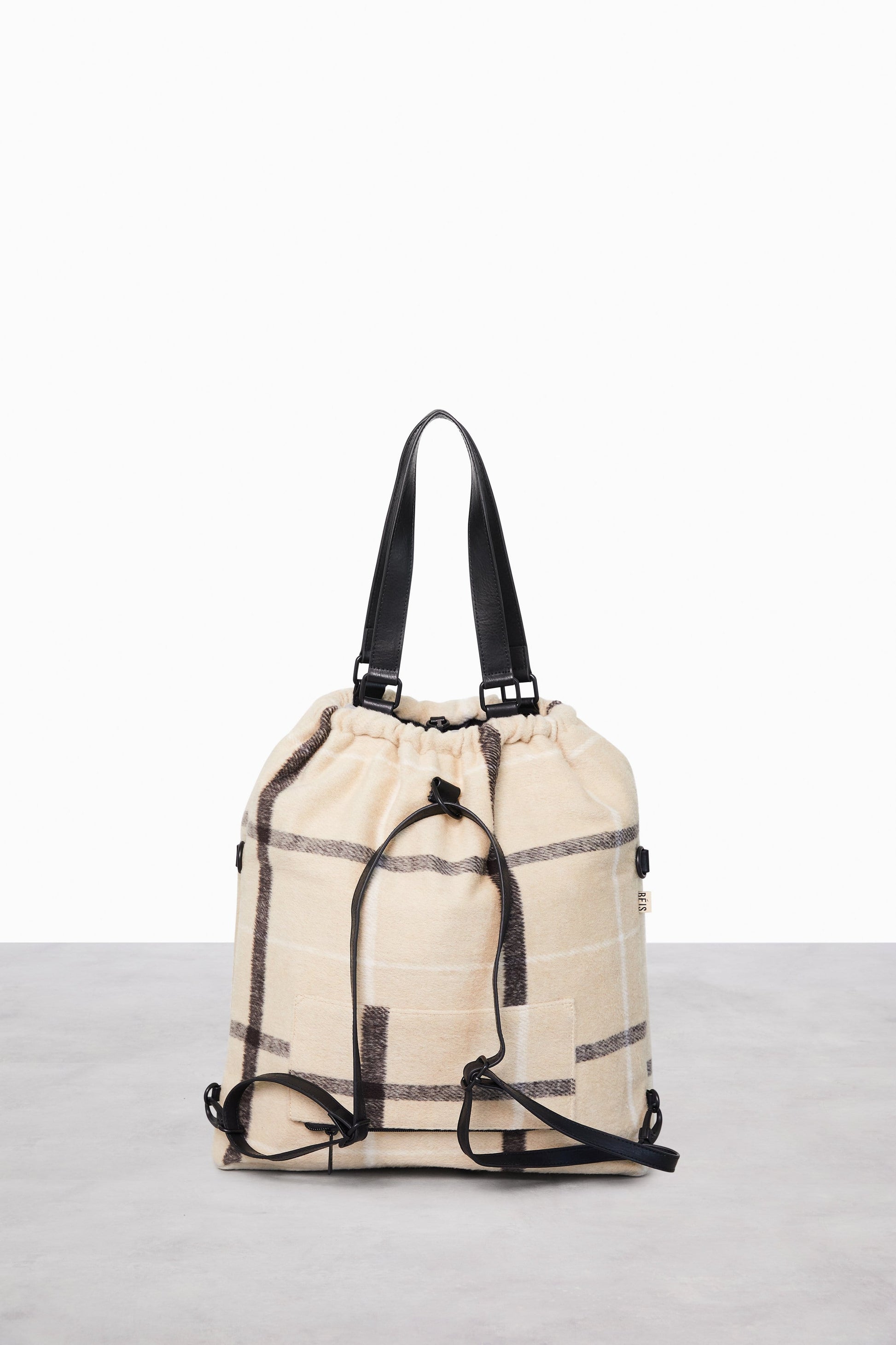 Messenger Tote in Plaid Back